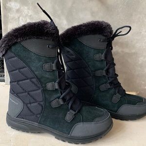 Columbia snow boots, waterproof.